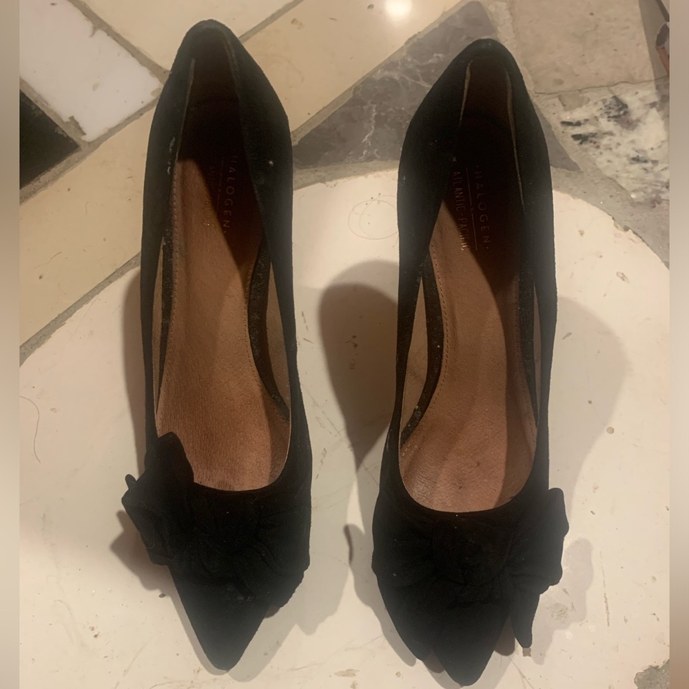 Halogen Bow Heels Size 7